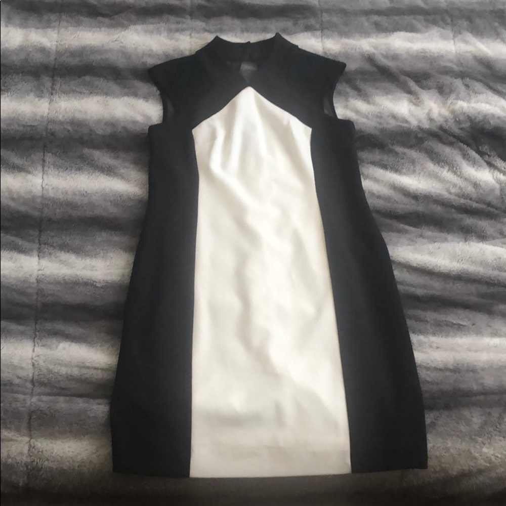 NEVER WORN Knee length Dress